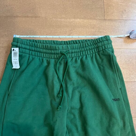 Aritzia TNA Sweatpants - Picture 2 of 4